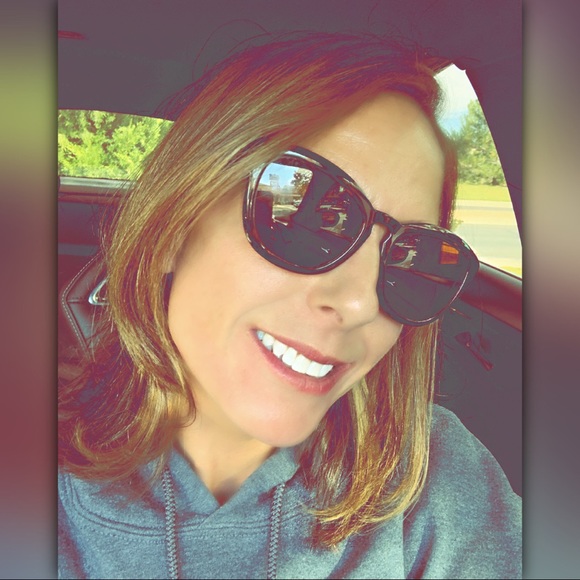 Meet your Posher, Valentina - Picture 4 of 5